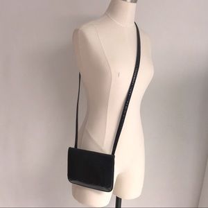BANANA RPBLC Small Flap Crossbody Purse NWOT